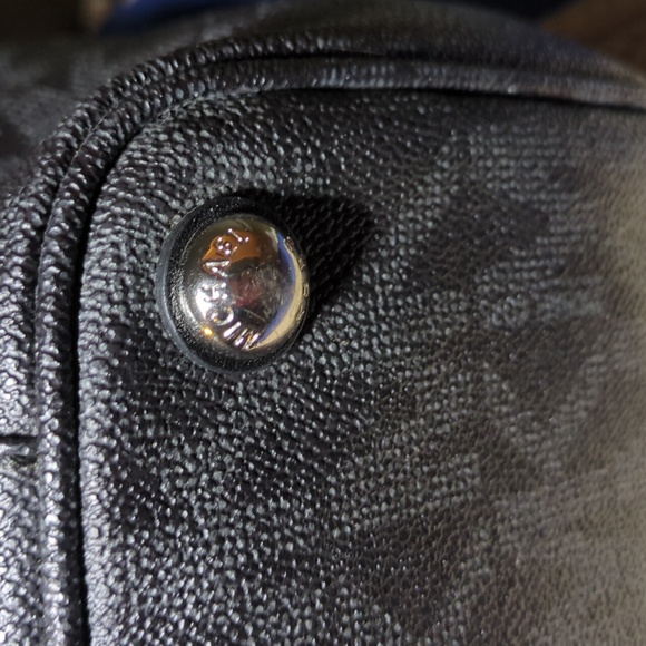 Michael Kors Jet Set Monogram Leather Tote NOW ONLY $75 - Picture 7 of 14